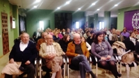 UN DESFILE DE PAZ Y CARIDAD PARA LOS ANALES DE LA HISTORIA DE LA HERMANDAD
