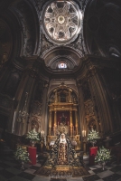 CUENCA SE LLENA DE FE PARA BESAR LA MANO DE LA MADRE DEL JUEVES SANTO