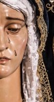 CUENCA SE LLENA DE FE PARA BESAR LA MANO DE LA MADRE DEL JUEVES SANTO